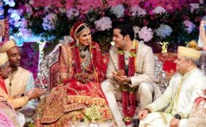 Shloka Mehta Ambani Wiki, Family, Husband, Instagram, Age, Height... 5 Shloka-mehta-ambani-wedding-photo