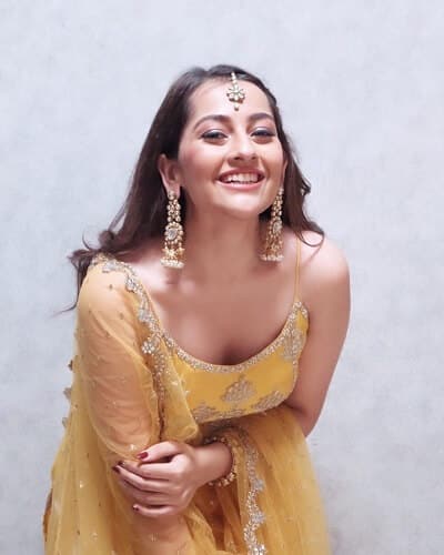 Anagha Bhosale Wiki, Age, Boyfriend, Family, Net Worth & More 9 Anupamaa-Actress-Hot-Photos